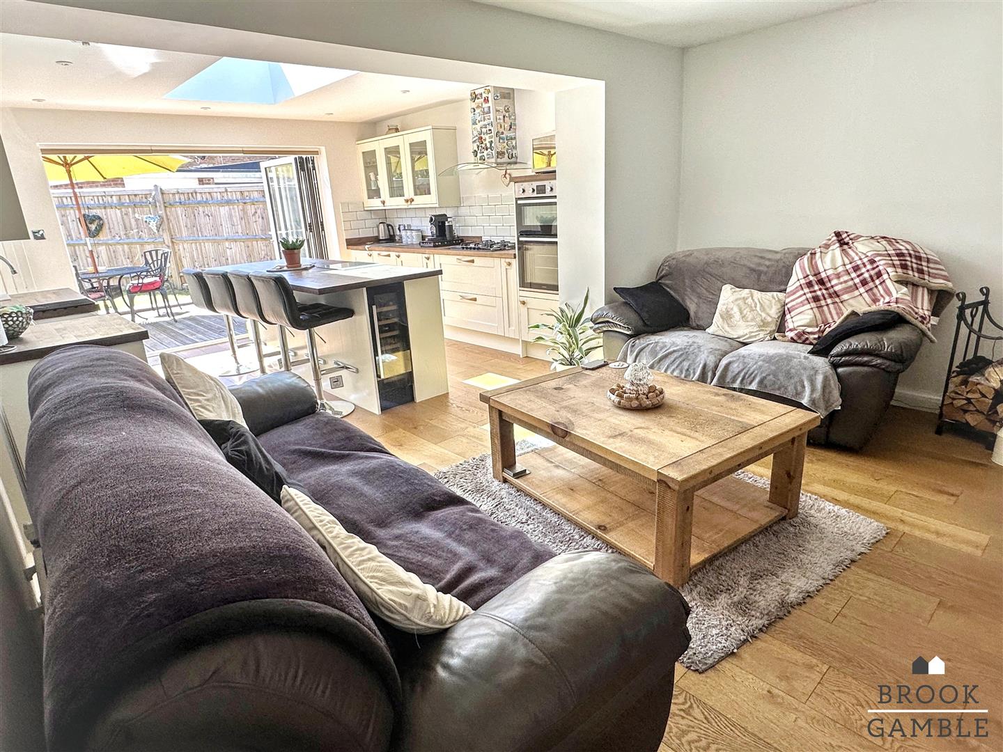 3 Bedroom Bungalow. Hawksbridge Close in Eastbourne,  19